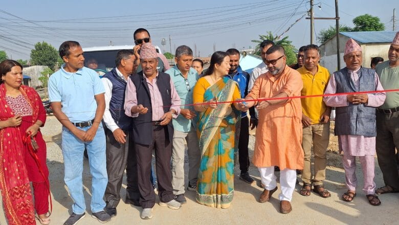 एकैदिन हेटौँडामा दुई कल्भर्ट पुलको उद्घाटन