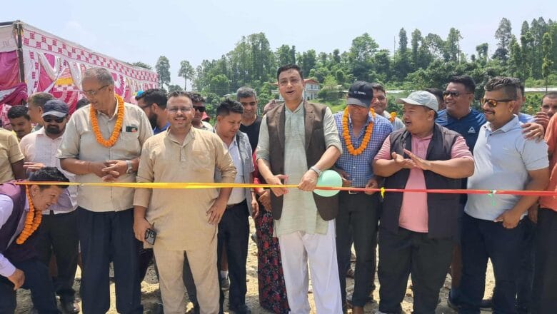 आन्तरिक स्रोतबाट मनहरीले बनायो ५ वटा पक्की पुल, प्रदेश सांसद बानियाँले गरे उद्घाटन