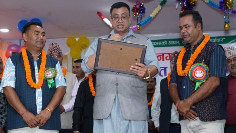 मकवानपुरको थाहा ‘पूर्ण संस्थागत सुत्केरी पालिका’ घोषणा 