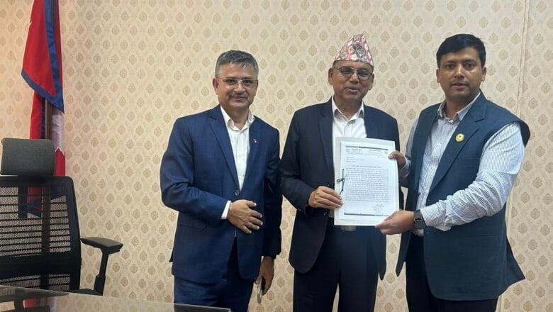बाघझोरामा ओभरब्रिज वा अन्डरपास निर्माण गर्न सांसद बर्तौलाको माग