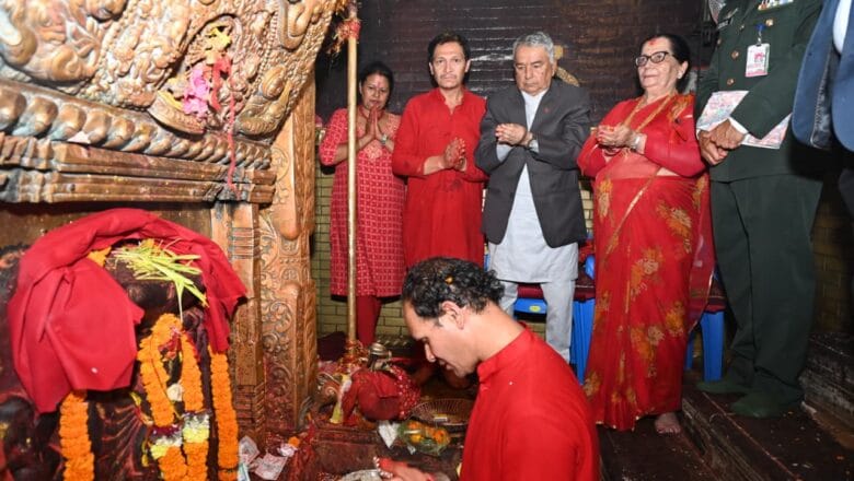 राष्ट्रपति पौडेलद्वारा नक्साल भगवतीको दर्शन