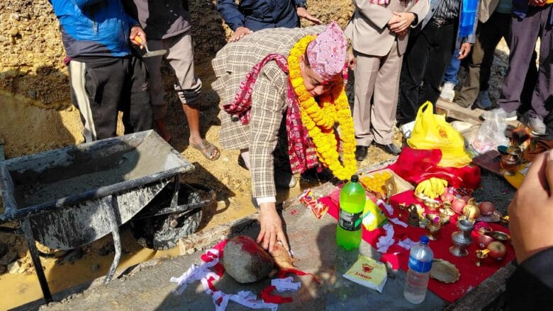 मुख्यमन्त्री बानियाँद्वारा बकैया ५ र ६ जोड्ने पक्की पुलको शिलान्यास