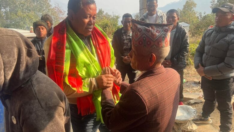 मकवानपुर–२ मा बुद्ध लामाको अभियान तीव्र विकास र सुशासनका लागि कांग्रेसलाई जिताउन आग्रह
