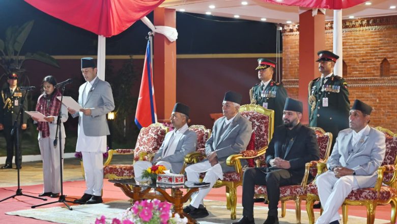 उपसभामुख ठाकुरले लिइन् शपथ